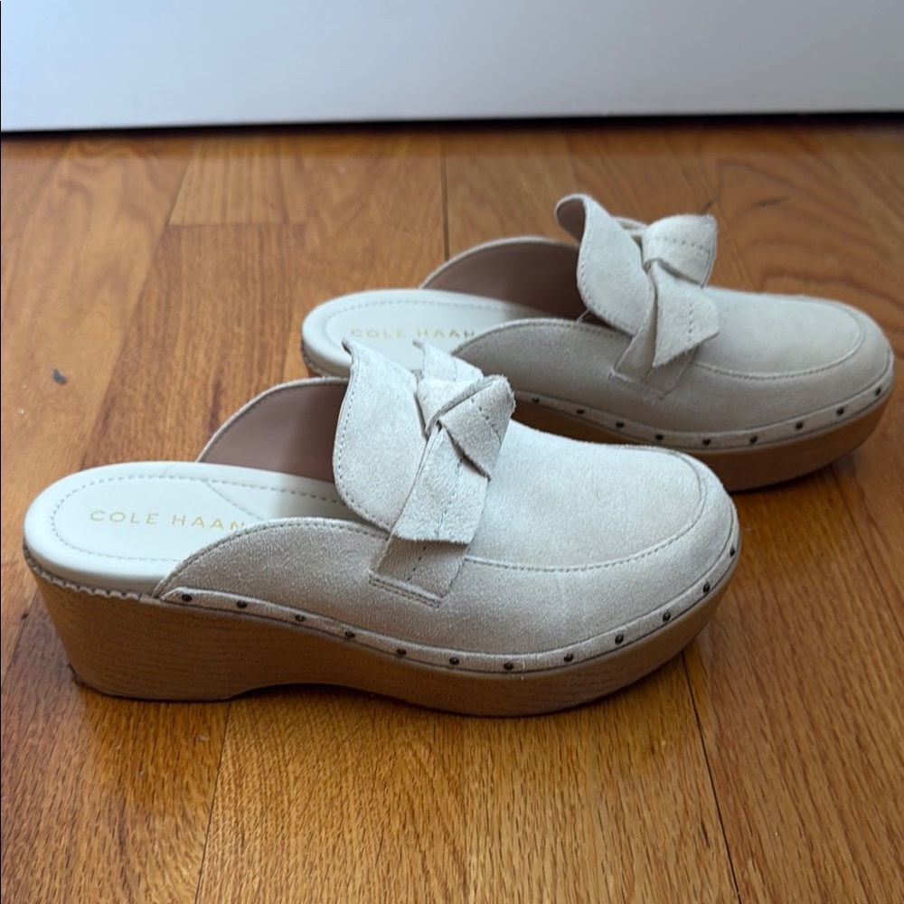 Cole Haan Cloudfeel mule clogs with Bow Detail